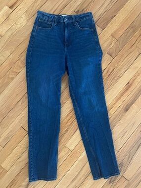 Abercrombie Curve Love Ultra High-Rise 90’s Straight Jean 28 LONG